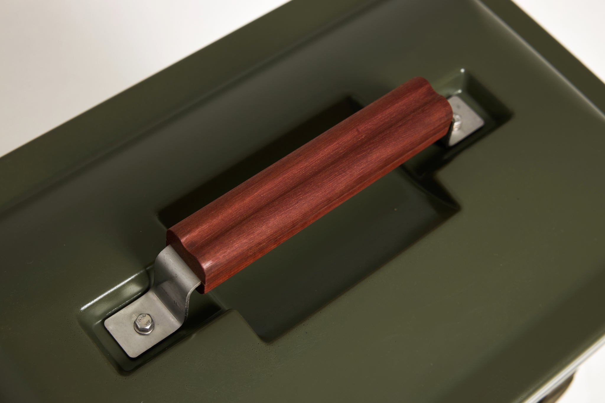 Rogue Ice Cooler wooden handle