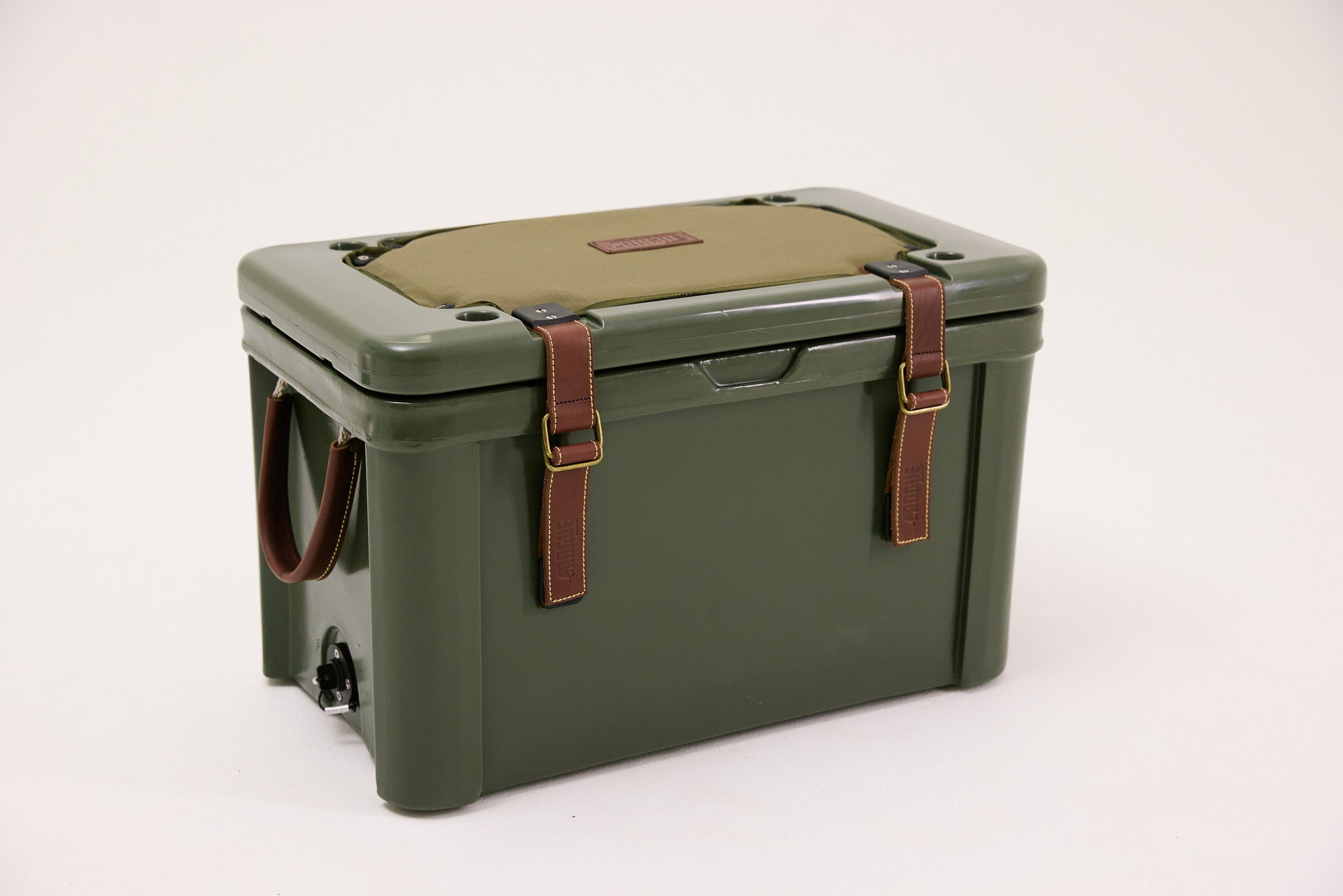 45L Rogue Ice Cooler with canvas seat