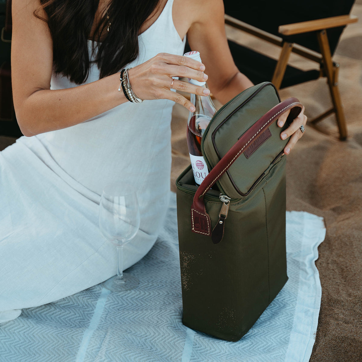 Meerkat Wine Cooler – Rogue Ice Coolers